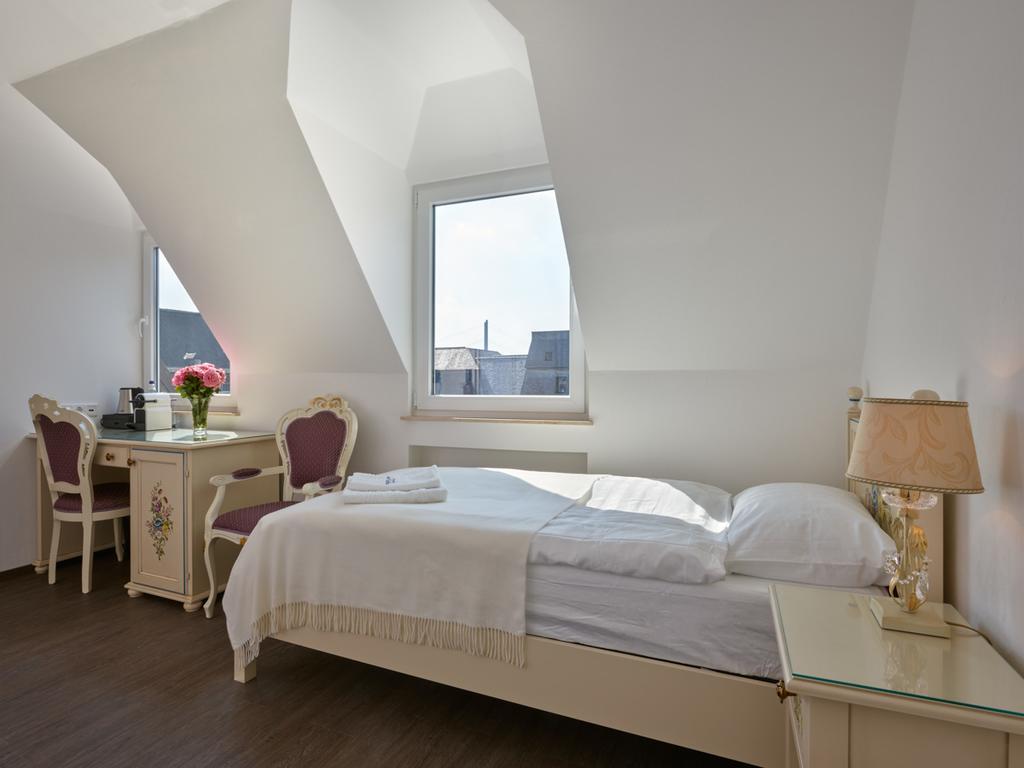 Apartment-Hotel Am Rathaus Dusseldorf Exterior photo